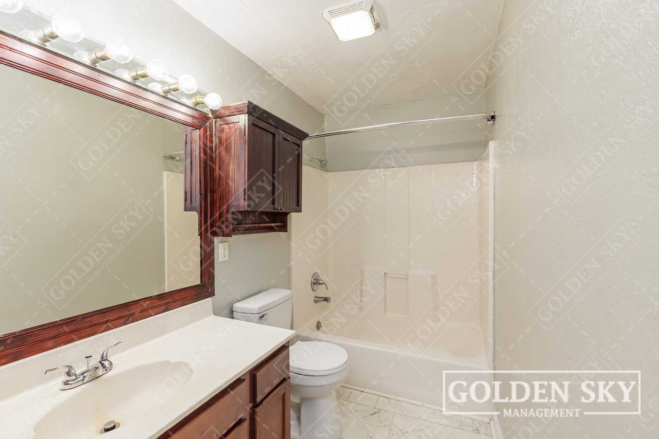 2708 S Mulberry St #1 - Photo 7 of 10