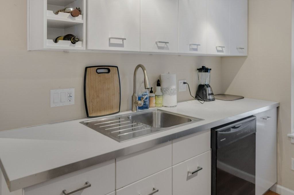 233 Forest Home Dr - Photo 6 of 12