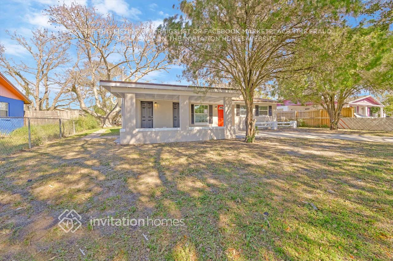 4541 Weldon Pl - Photo 3 of 23