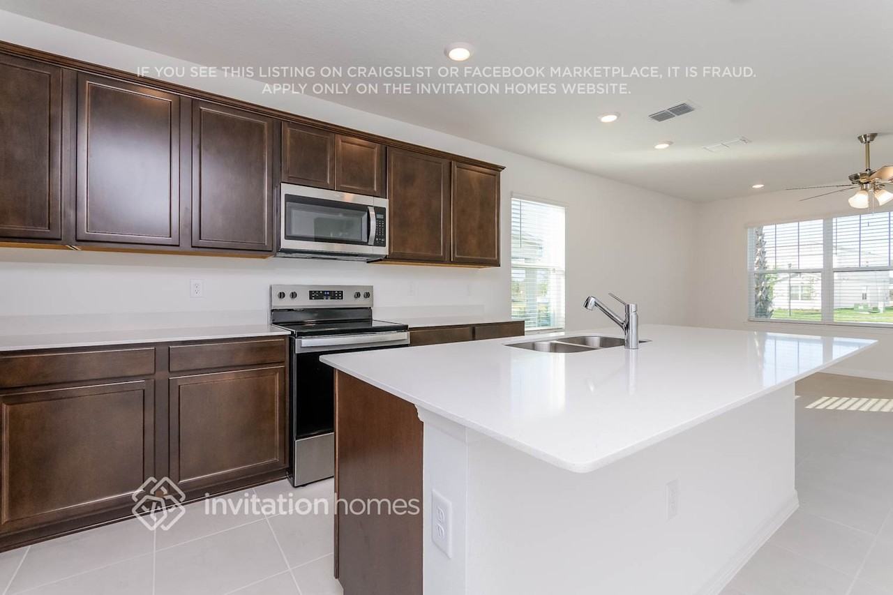6162 Whispering Glen Dr - Photo 6 of 20