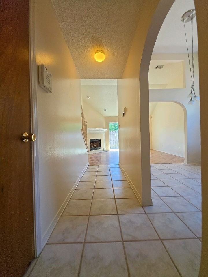 Bristol Cove Rd #1 - Photo 2 of 23