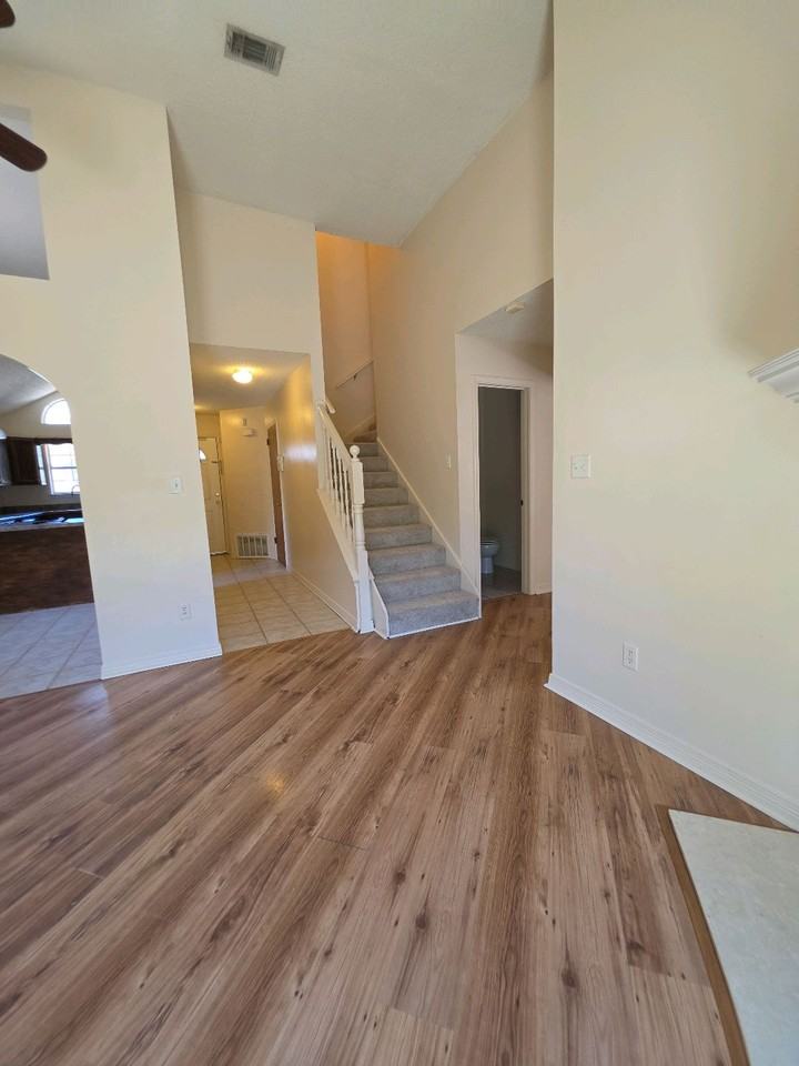 Bristol Cove Rd #1 - Photo 5 of 23