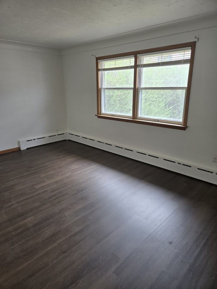 24 Turnova St - Photo 4 of 16