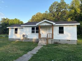 featured image of 171 Grant Ln #1