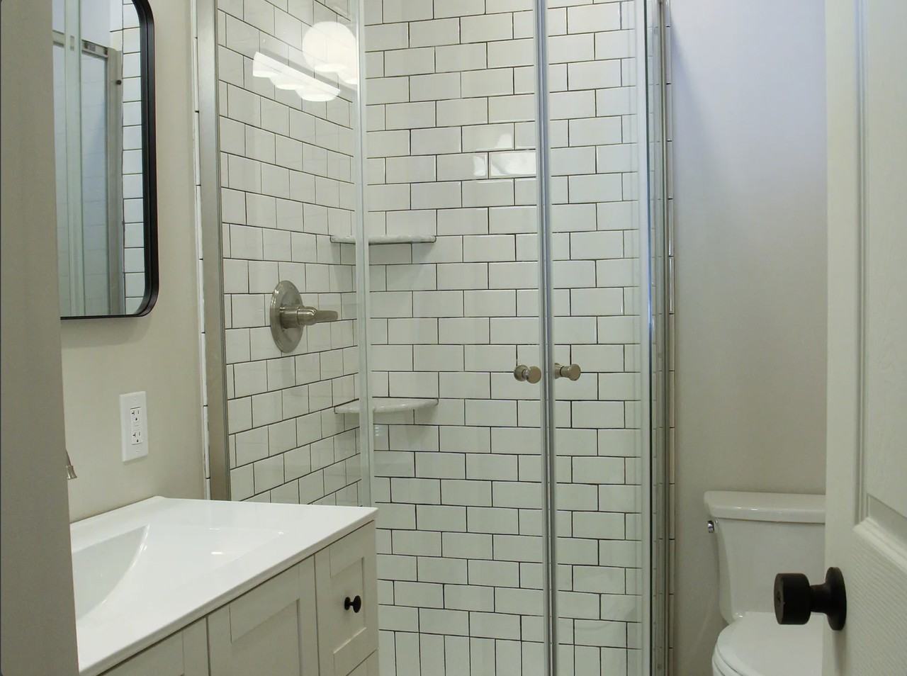 883 Park Avenue - Photo 6 of 11