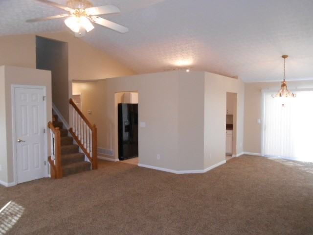 1510 S Hunters Dr - Photo 3 of 15