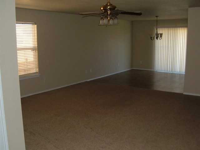 324 Fawn Hill Dr - Photo 2 of 12