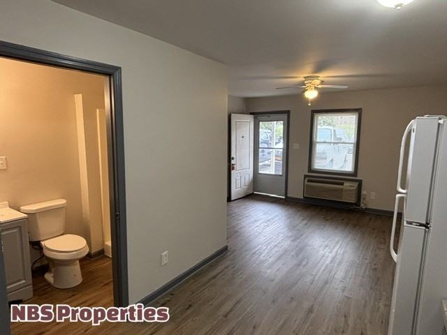 867 North Gallaher View Road Northwestunit 207 #207 - Photo 3 of 17