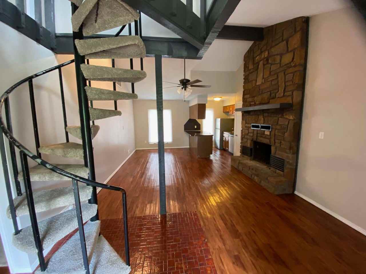 13835 Turnberry Lane - 1Unit 125 #1 - Photo 3 of 8