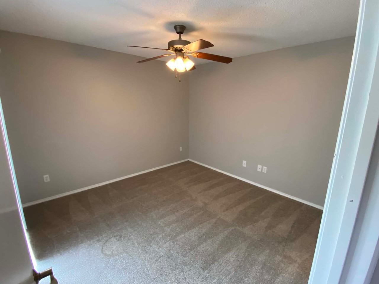 13835 Turnberry Lane - 1Unit 125 #1 - Photo 6 of 8