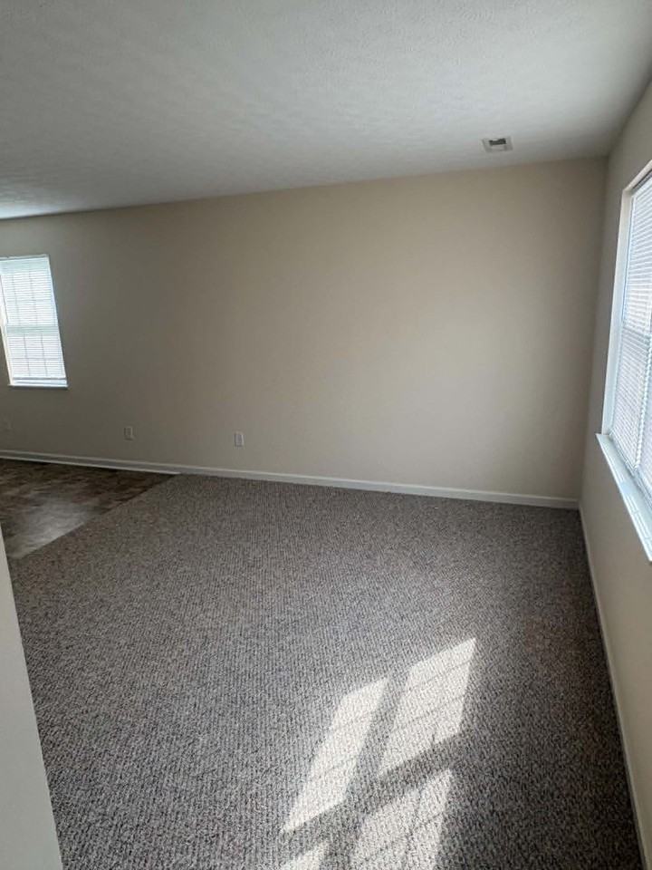1611 Flanigan Ct #4 - Photo 2 of 13