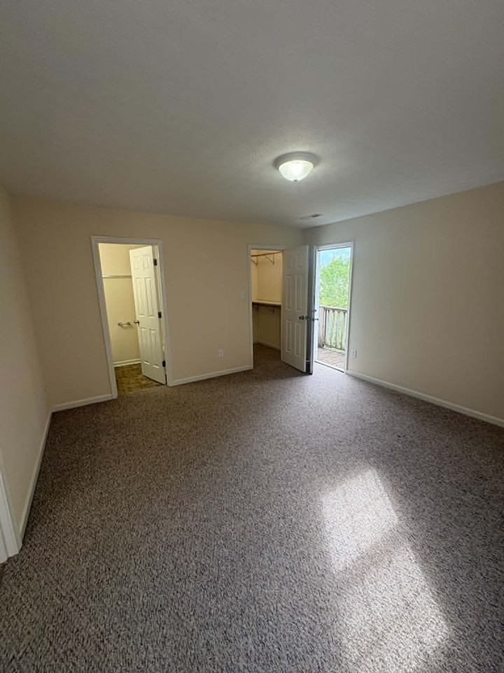 1611 Flanigan Ct #4 - Photo 7 of 13