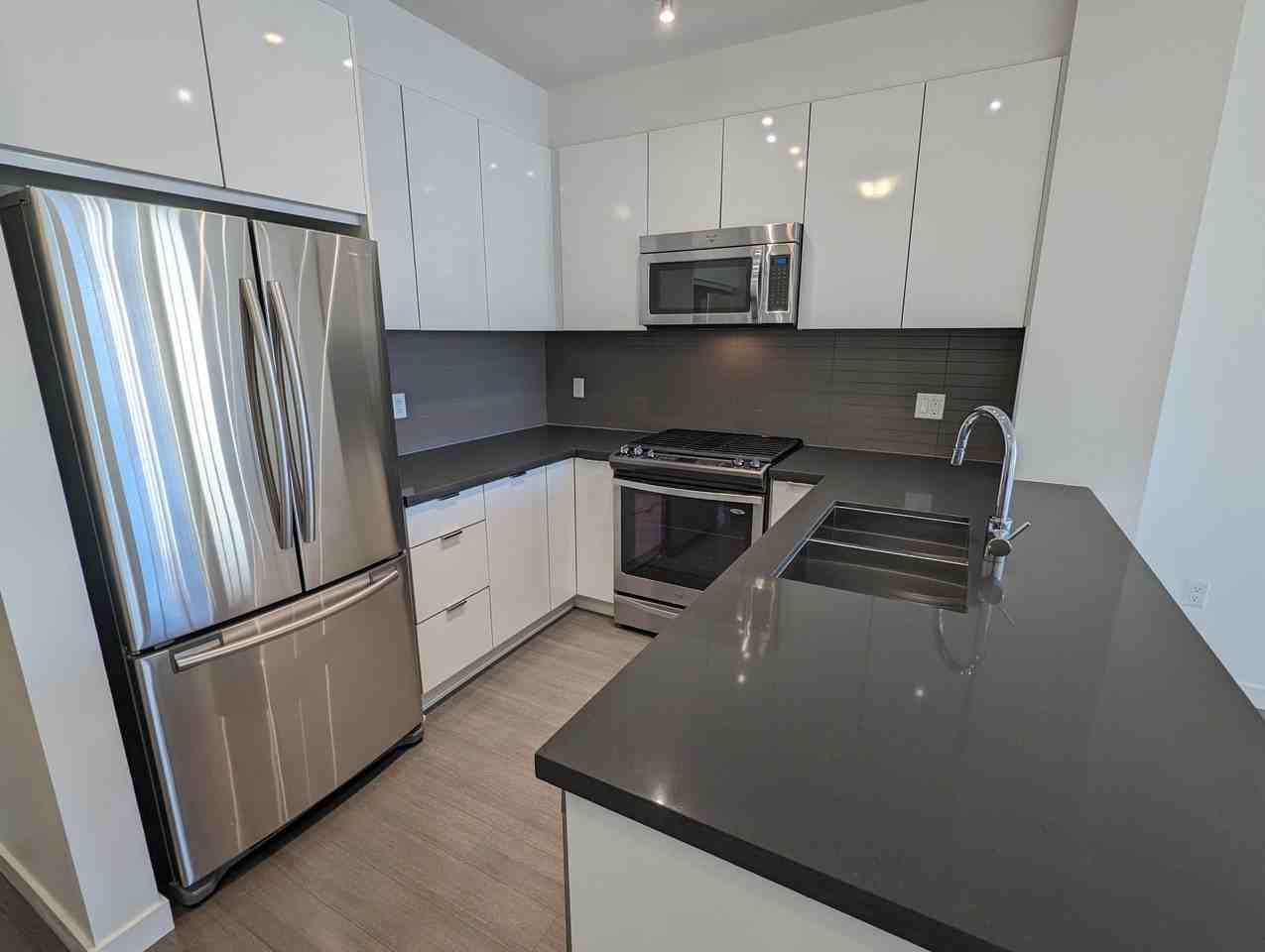 15168 33 Ave - Photo 3 of 23