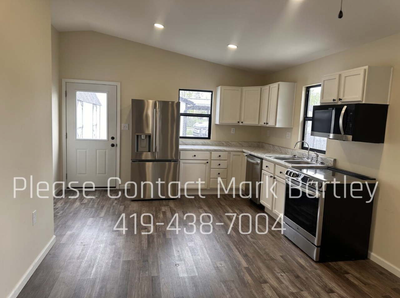 330 Davis St #1 - Photo 2 of 10