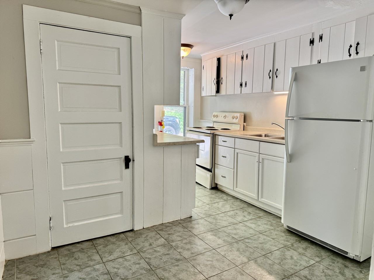 45 Clarendon Ave #3 - Photo 6 of 11