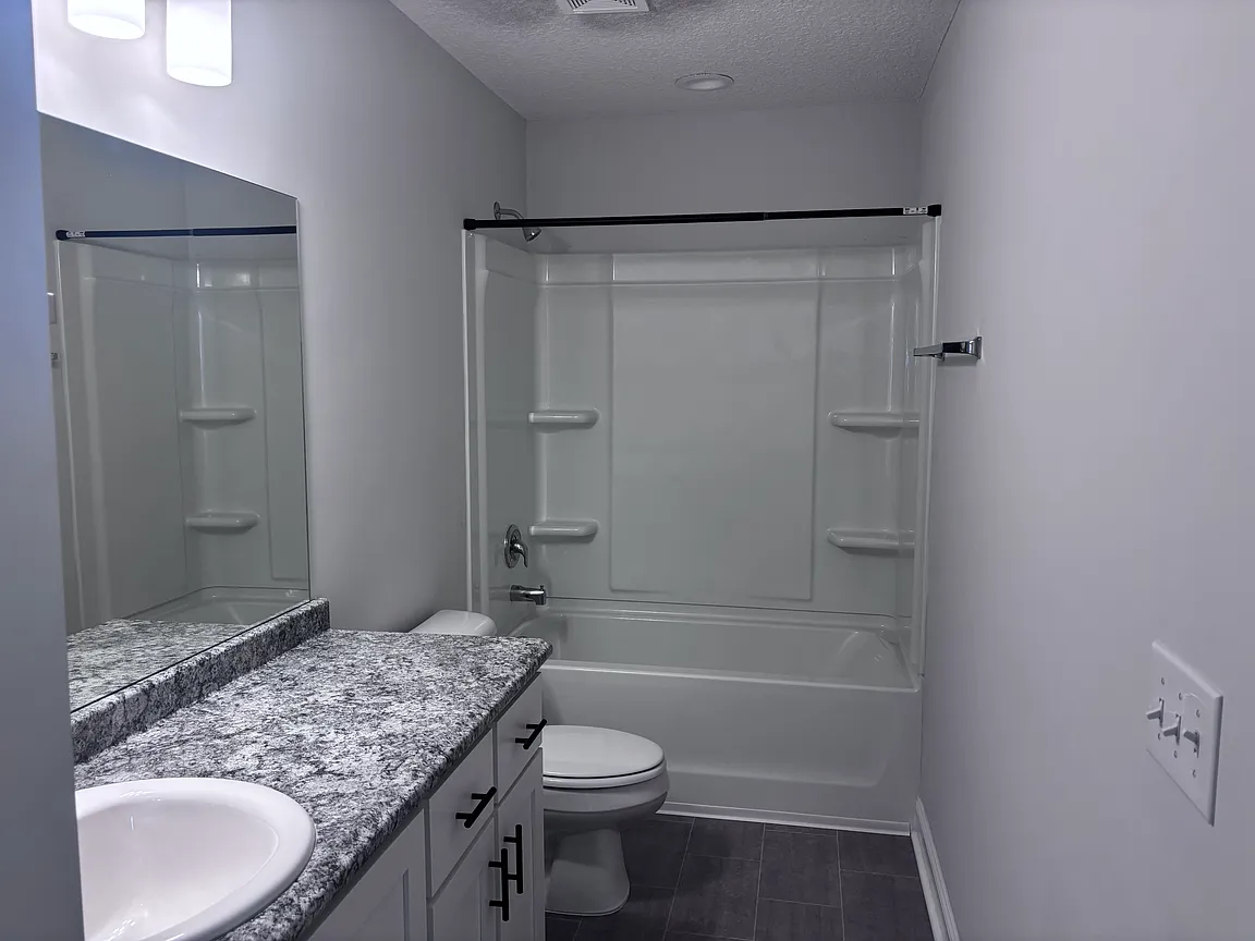597 Fairview Cir #1 - Photo 7 of 8