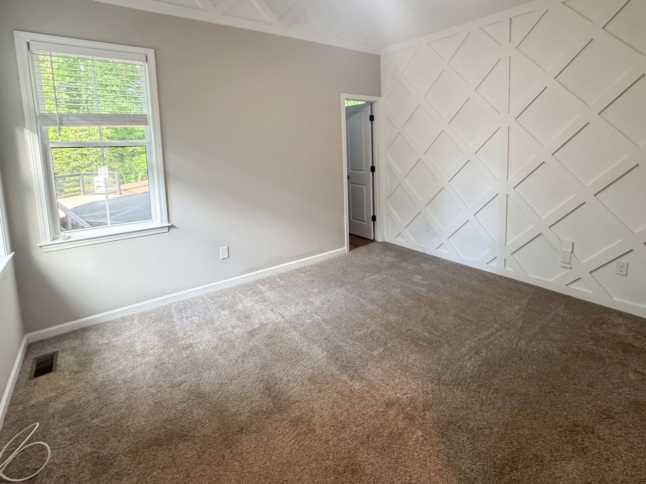 308 Eastwood Dr #1 - Photo 5 of 30