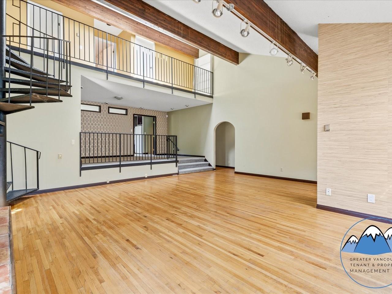 5191 Chetwynd Ave - Photo 6 of 46