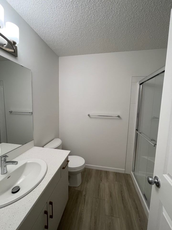 1209 Mcleod Ave - Photo 5 of 18