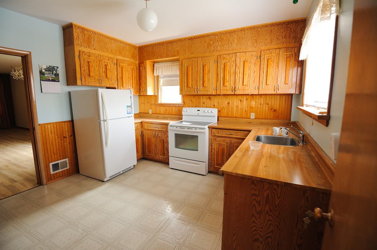 15 Lennox Avenue - Photo 2 of 21