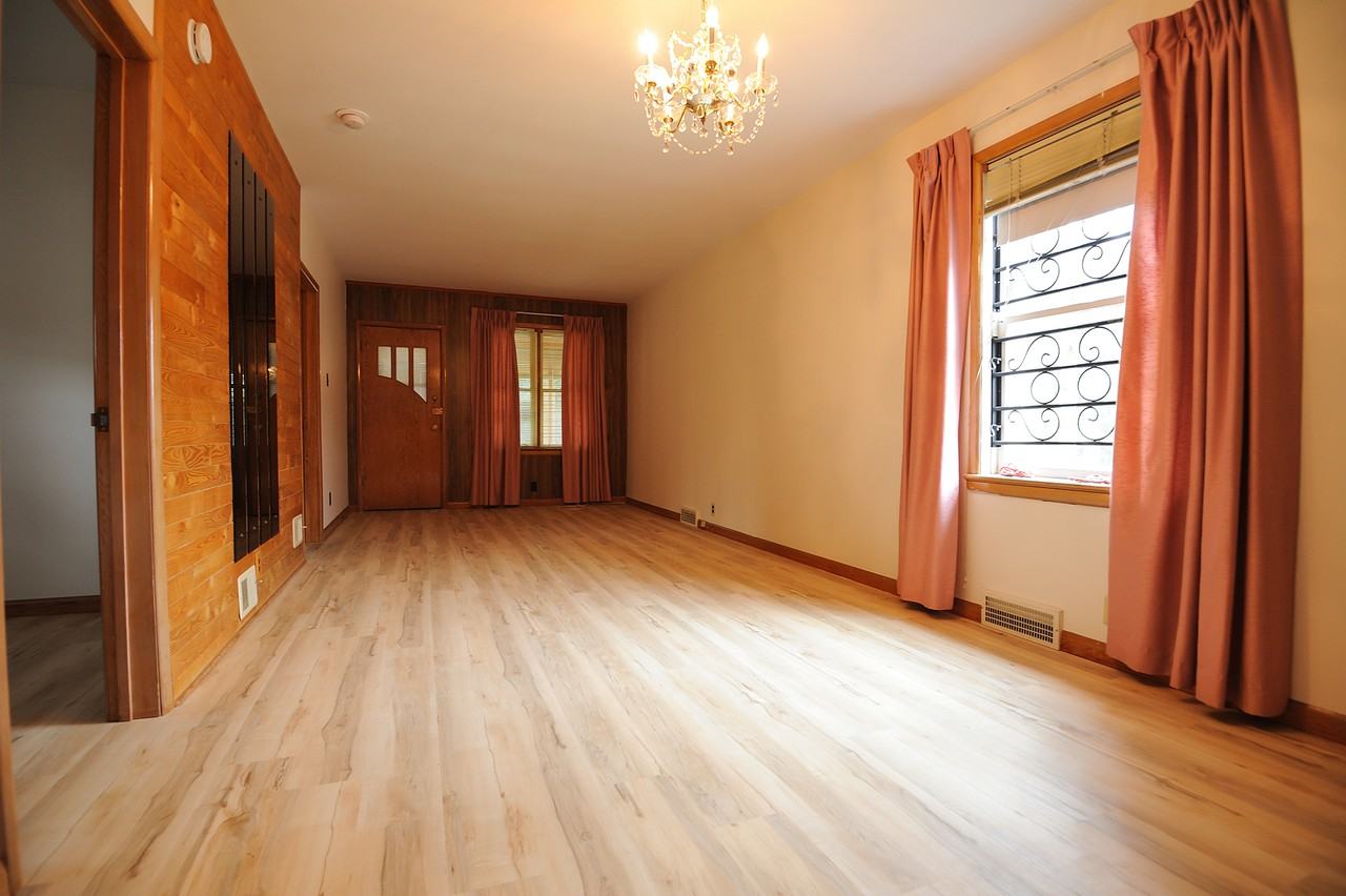 15 Lennox Avenue - Photo 4 of 21