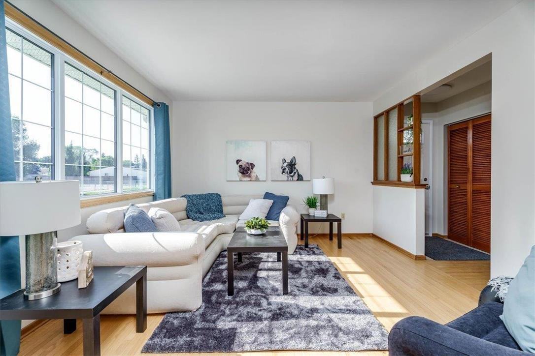 15 Lomond Blvd - Photo 6 of 43