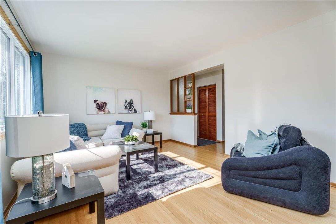 15 Lomond Blvd - Photo 7 of 43