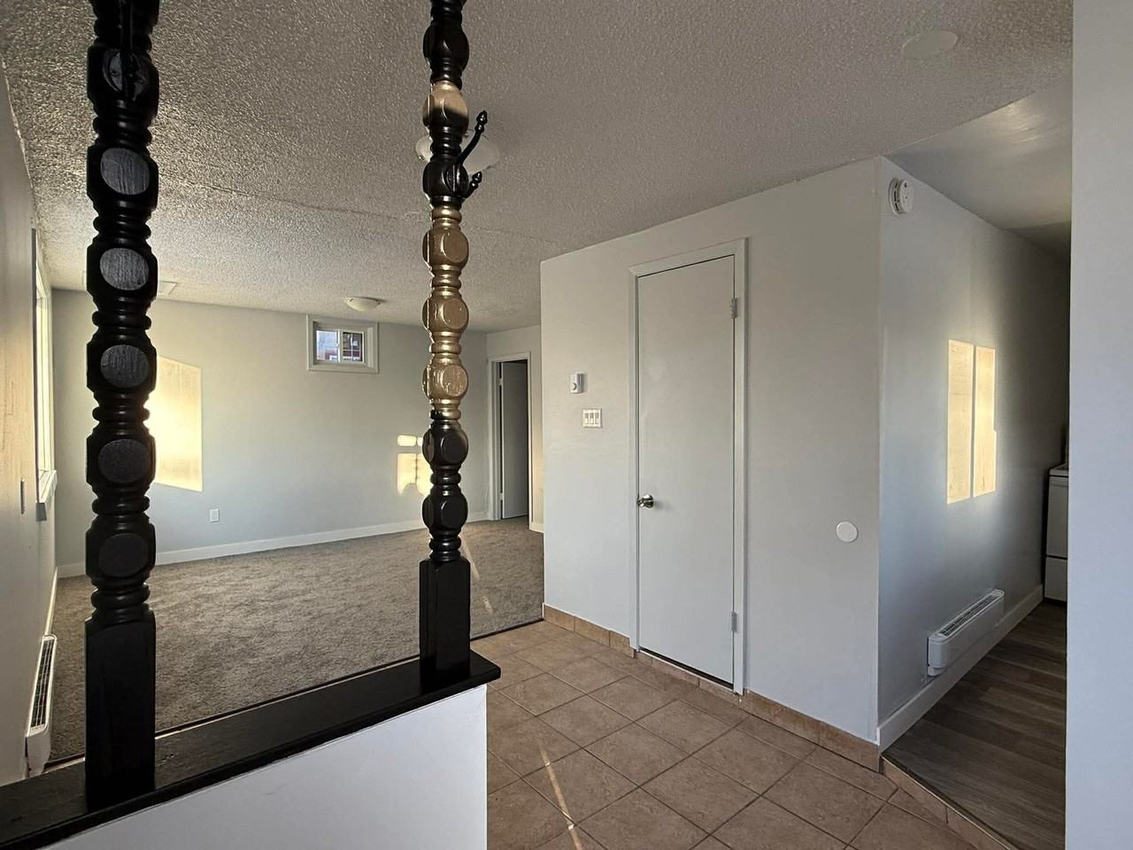 774 Weatherdon Ave - Photo 2 of 11