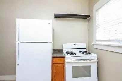 305 E Ponce De Leon Ave #S - Photo 3 of 11