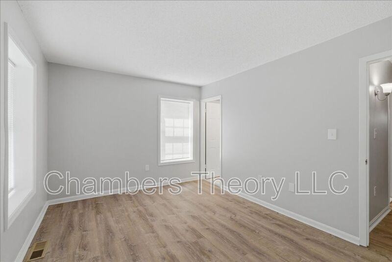 939 S Rolfe St #1 - Photo 3 of 23