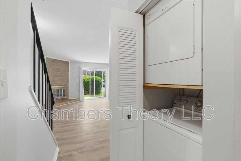 939 S Rolfe St #1 - Photo 7 of 23