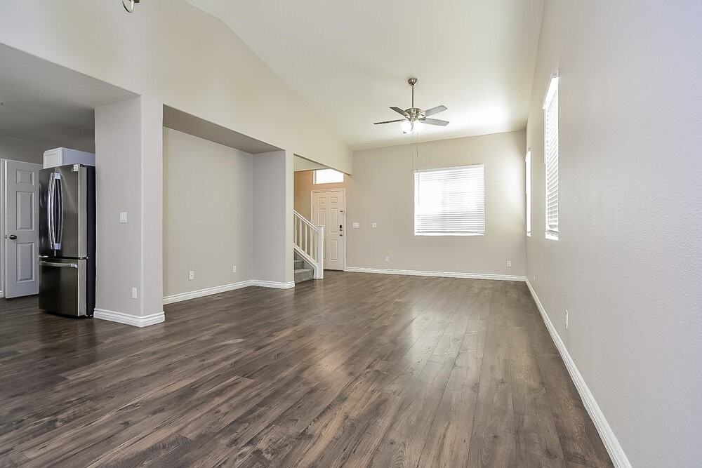 6883 Momentos St - Photo 4 of 17