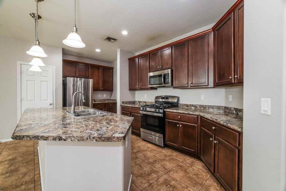 7543 W Darrel Rd - Photo 6 of 16