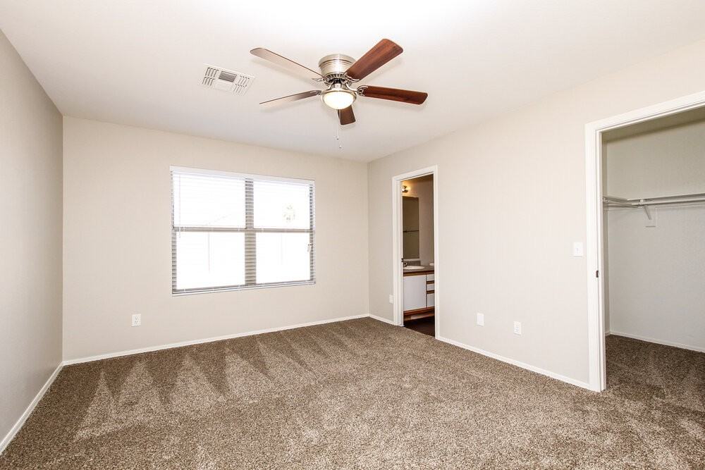 10546 W Carlota Ln - Photo 6 of 15