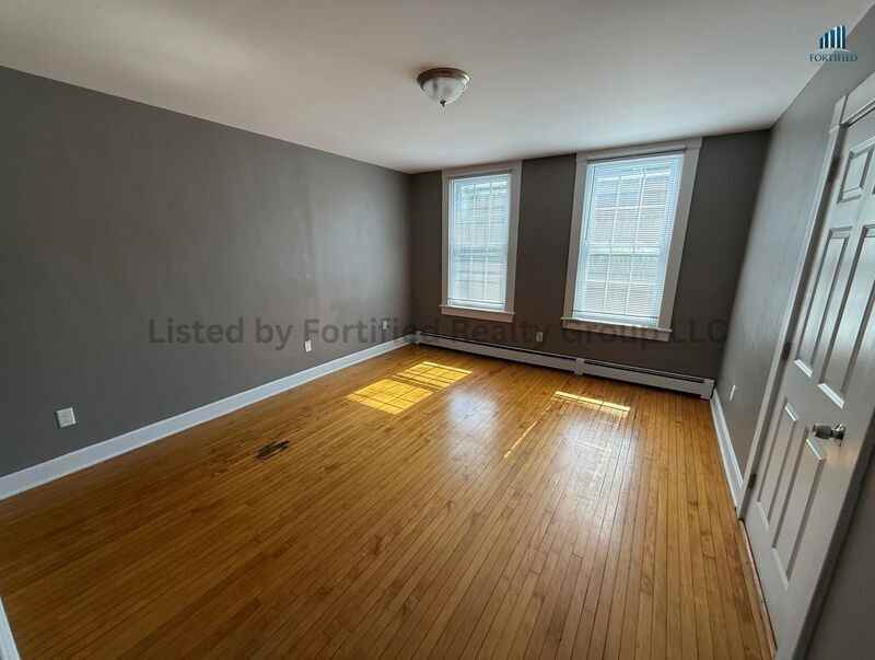 219 Purchase St #1R - Photo 4 of 17