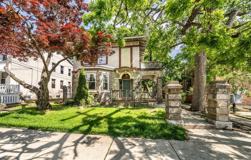 332 W Washington St - Photo 1 of 1
