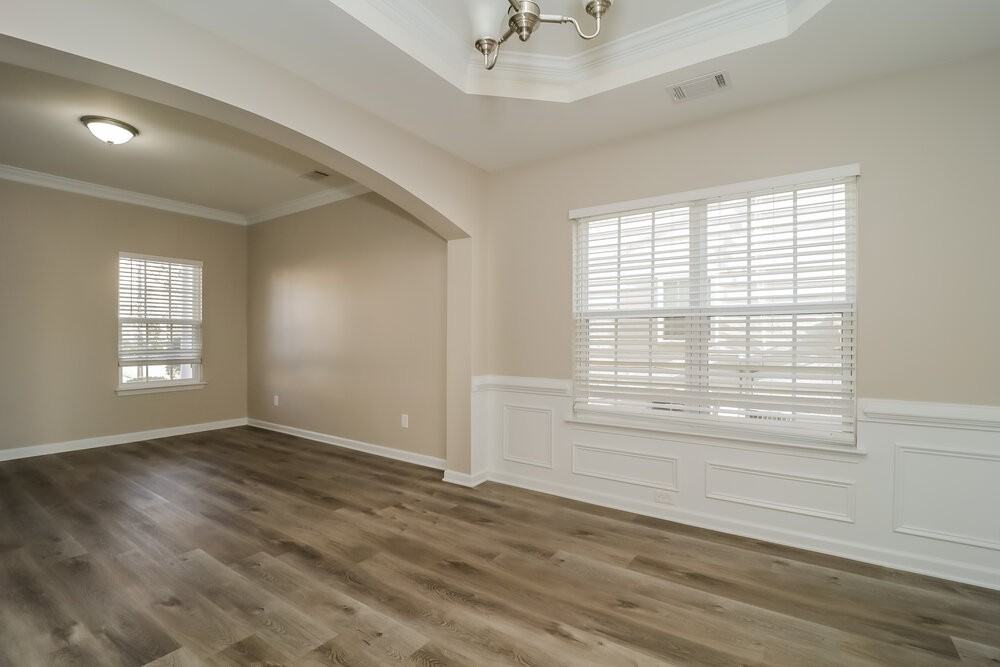 7759 Parkside Dr - Photo 6 of 17