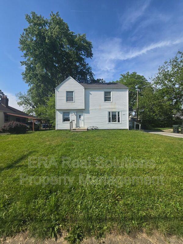 1656 Forest St - Photo 5 of 11