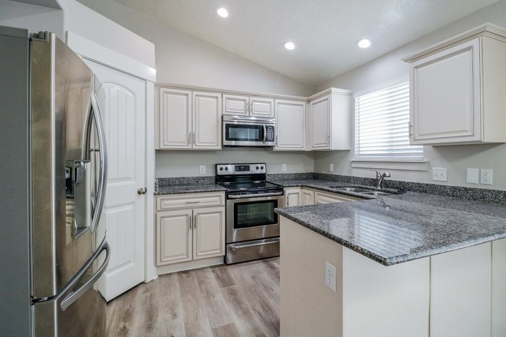 1791 E Tumwater Ln - Photo 7 of 20