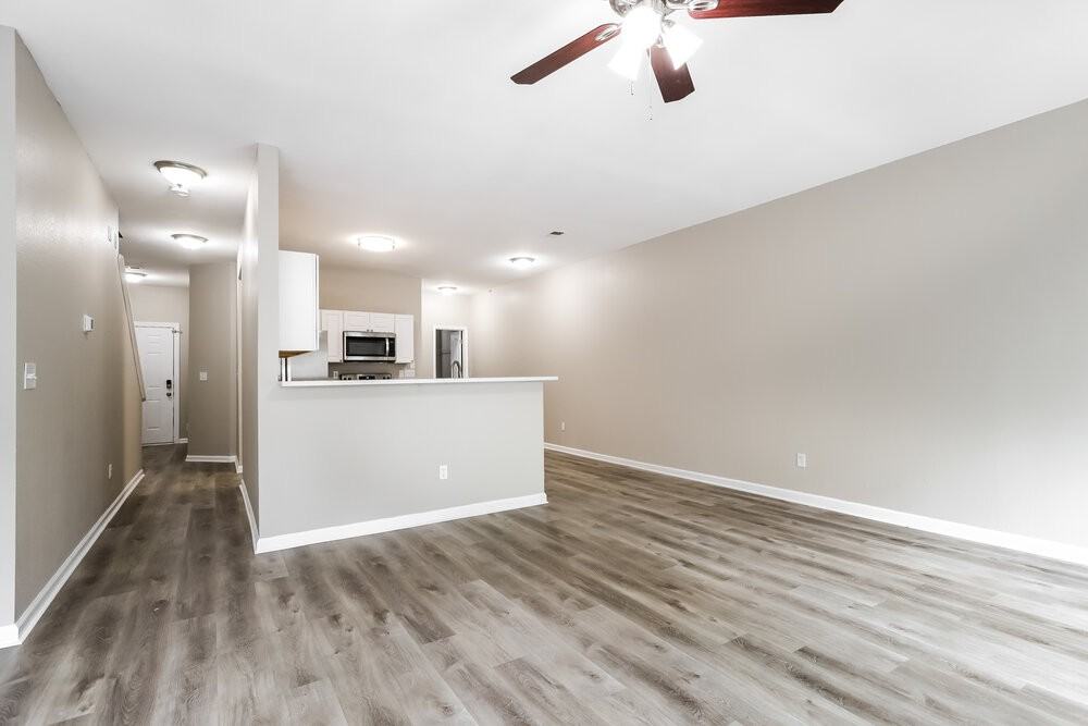 2883 Windsor Forrest Ct - Photo 6 of 17