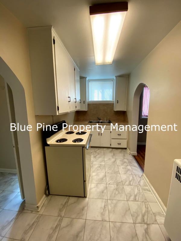 191 S Milton Ave #2 - Photo 5 of 8