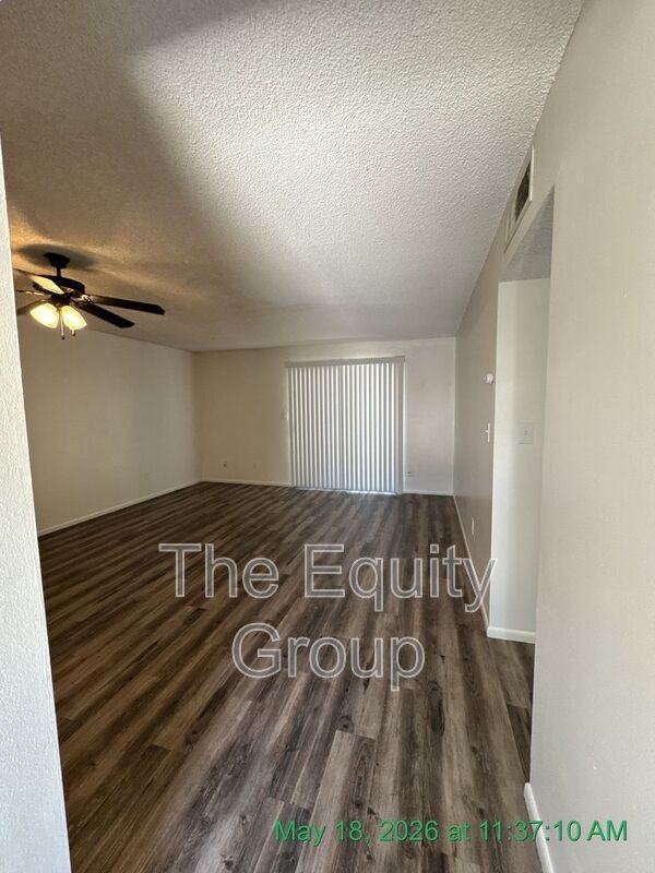334 N Westfield St - Photo 3 of 25