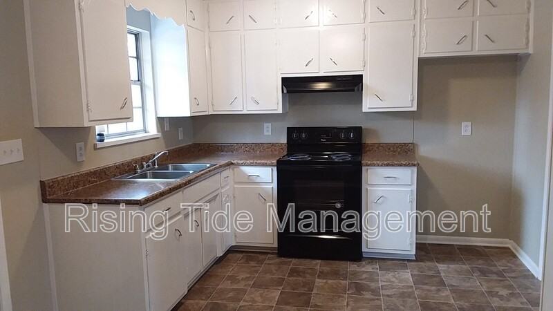 5500 Crestview Dr - Photo 3 of 17
