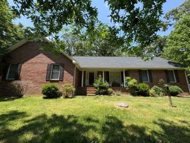 420 W Windsor Cir - Photo 1 of 1