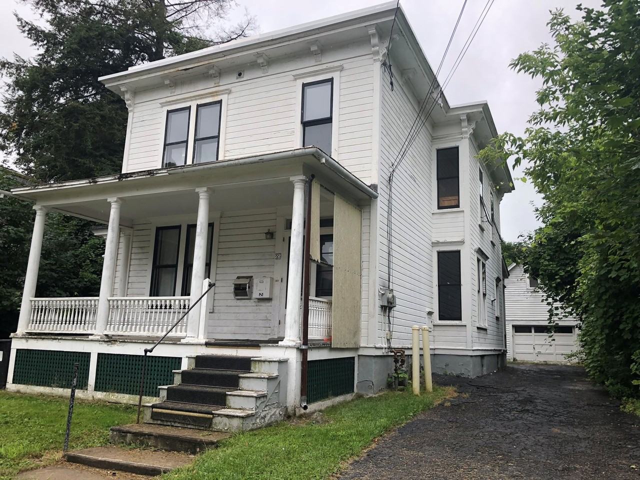 55 Lincoln Ave - Photo 2 of 21
