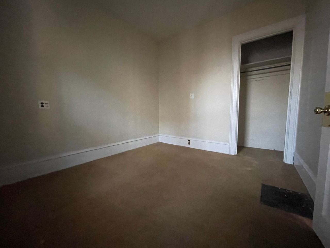 55 Lincoln Ave - Photo 5 of 21