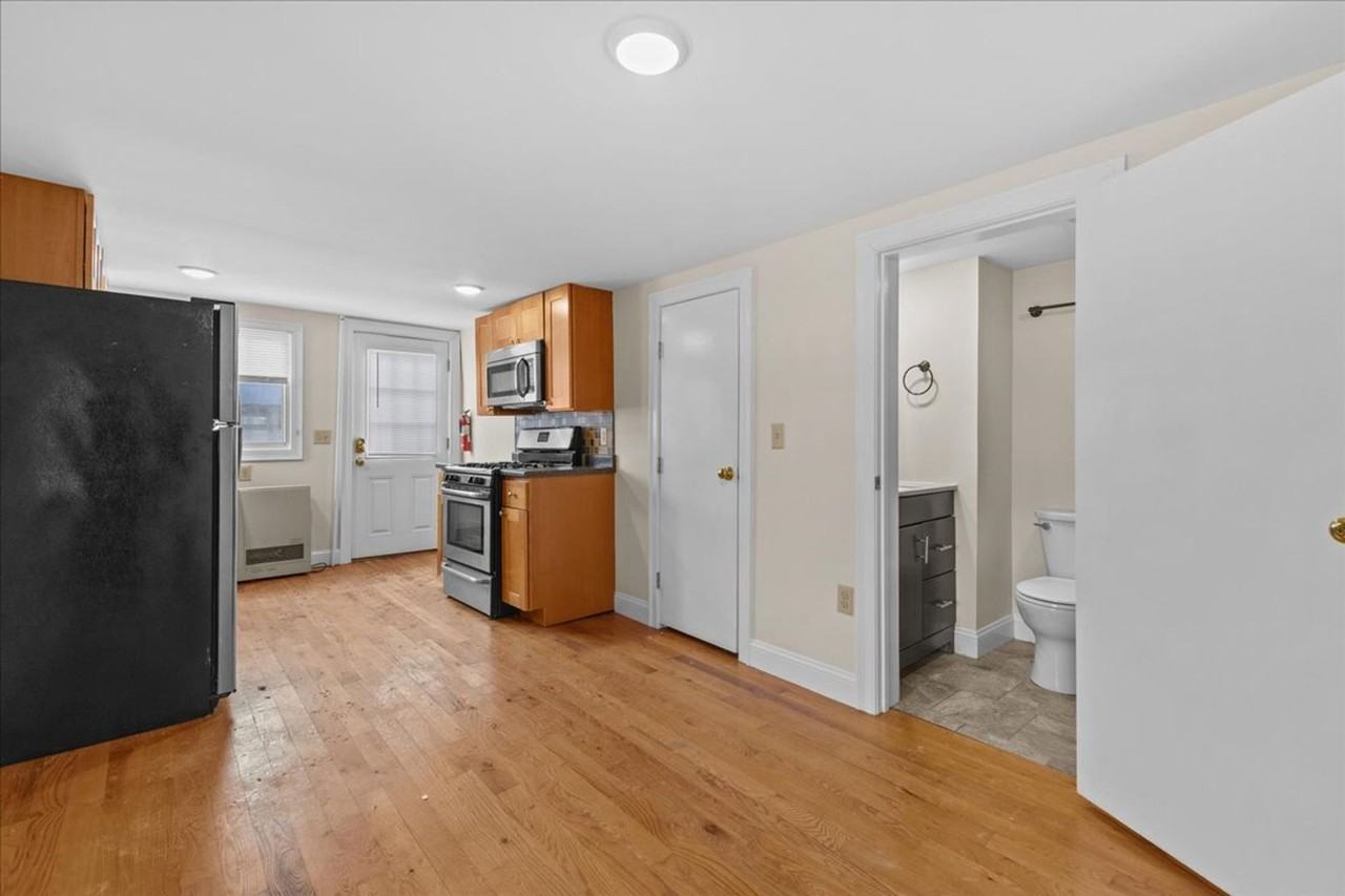 153 North St - Photo 4 of 11