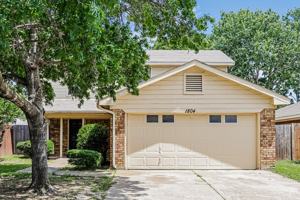 featured image of 1804 Lincolnshire Way