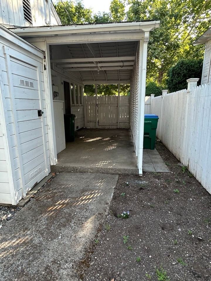1515 Citrus Ave - Photo 6 of 13