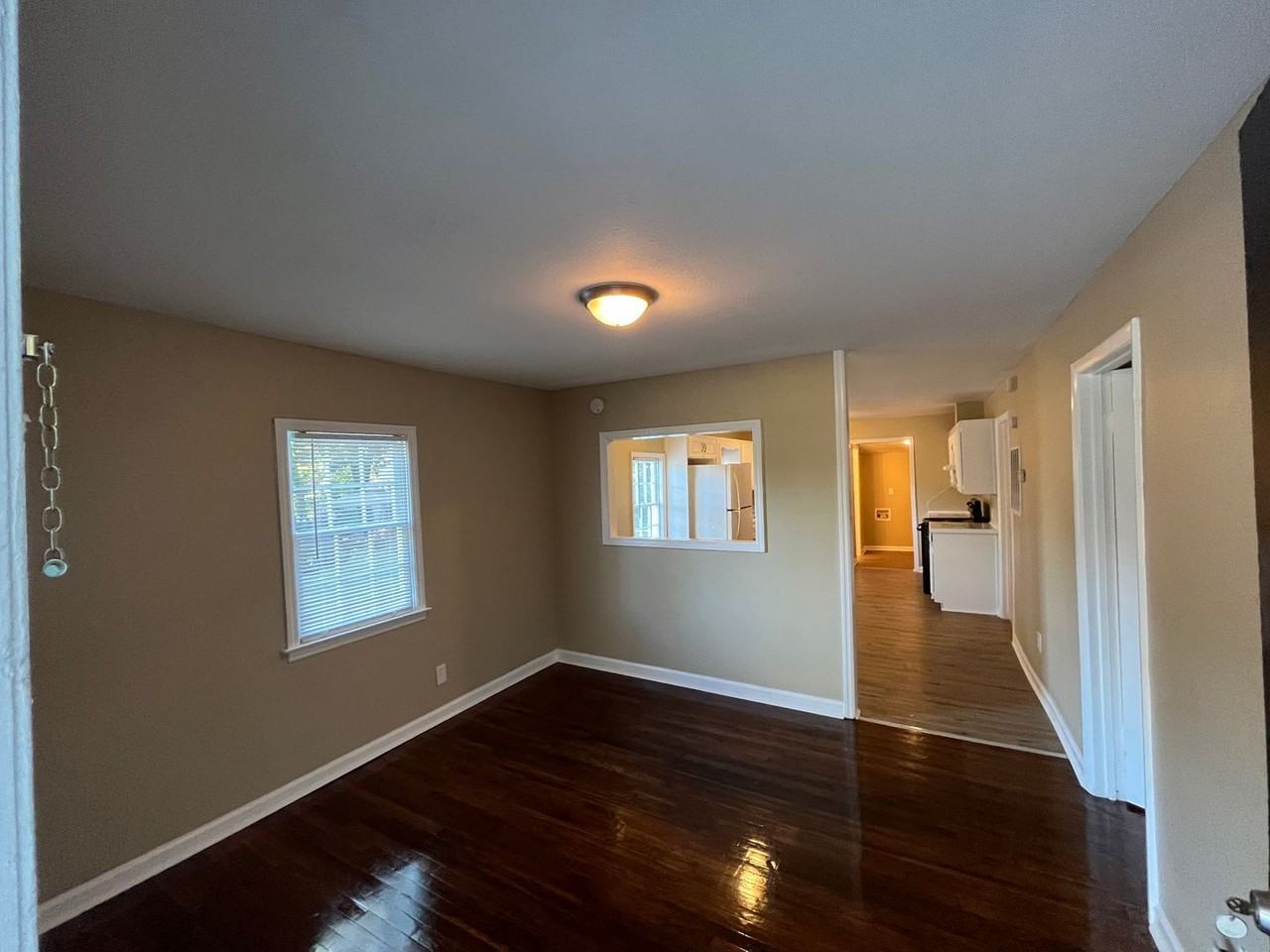 4414 Forrest Rd - Photo 5 of 15